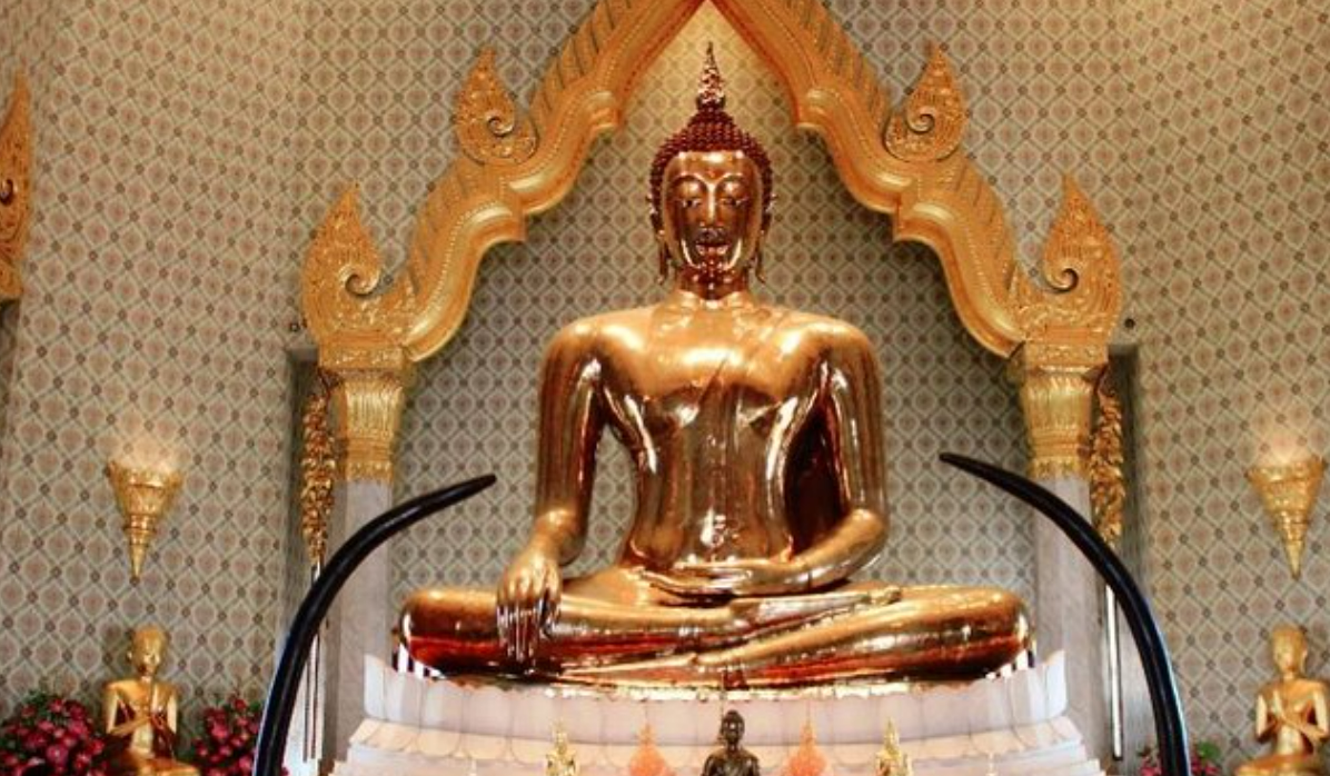 Wat Traimit
